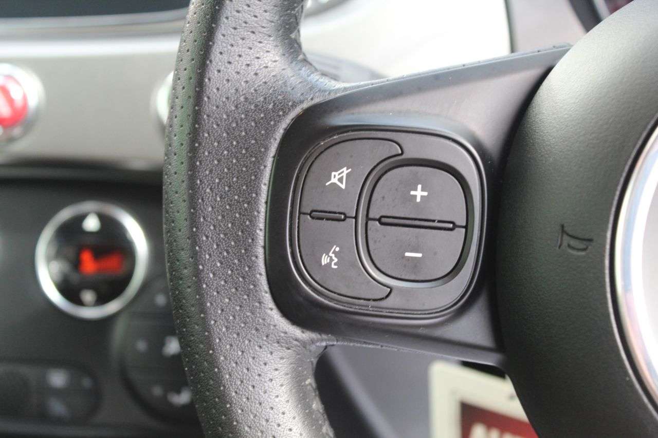 2021 ABARTH 595 2021 ABARTH 595