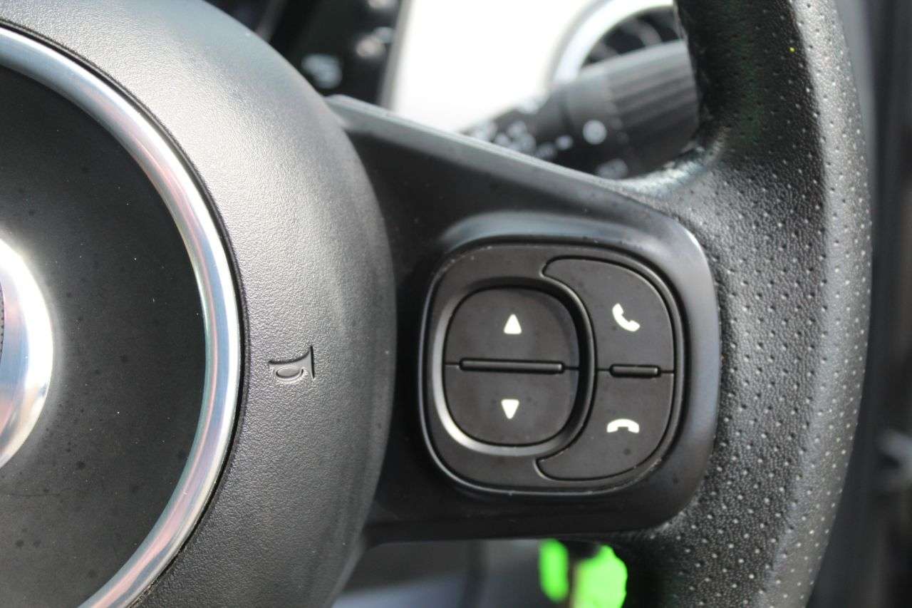 2021 ABARTH 595 2021 ABARTH 595