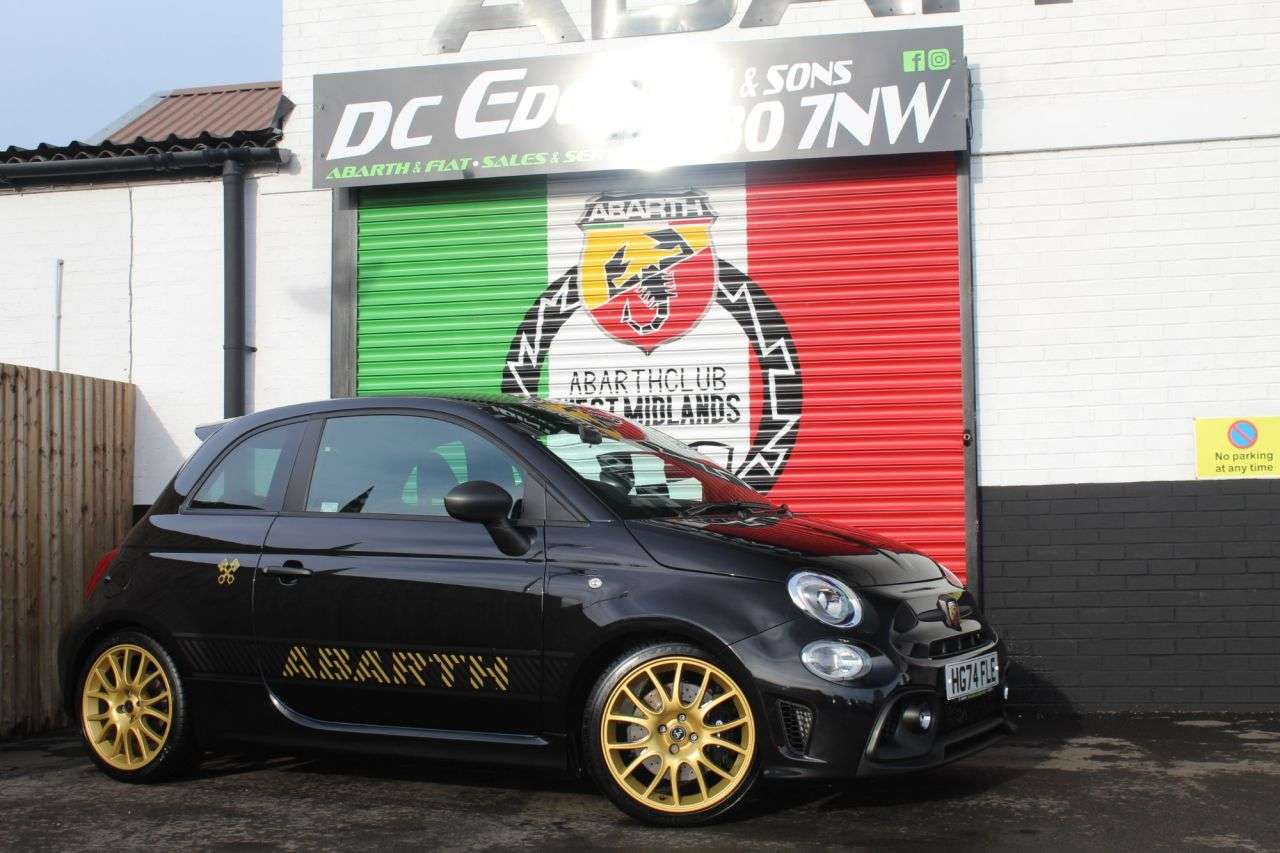 2024 ABARTH 695 2024 ABARTH 695