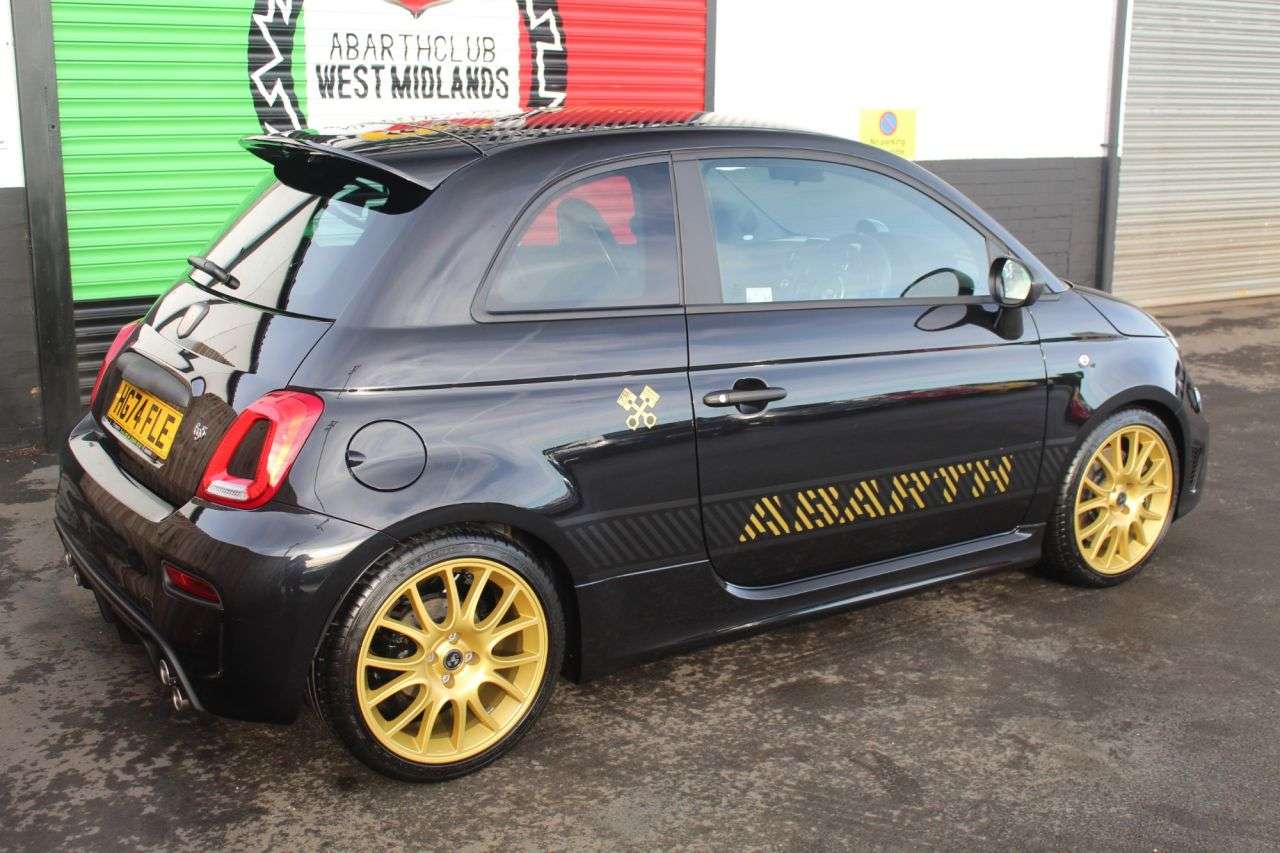 2024 ABARTH 695 2024 ABARTH 695