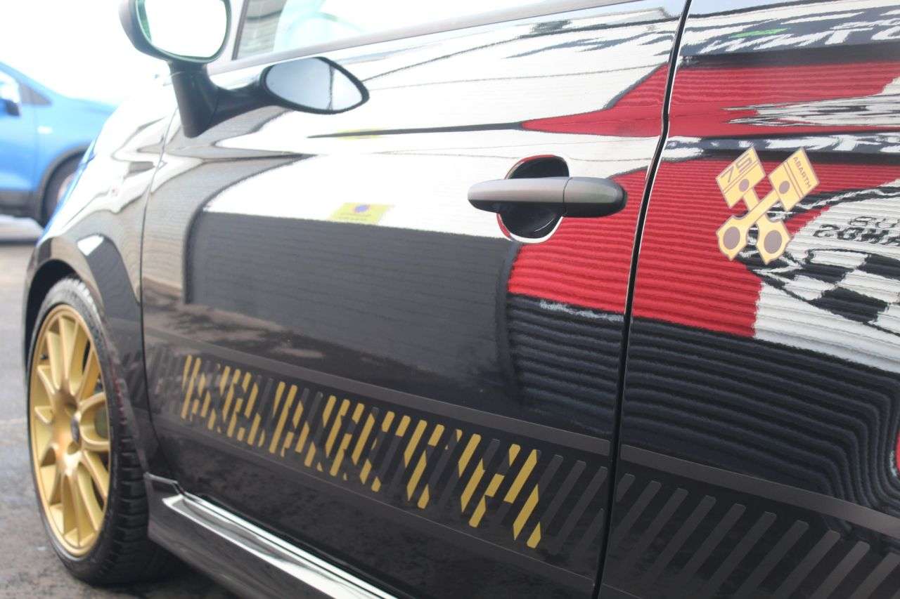 2024 ABARTH 695 2024 ABARTH 695