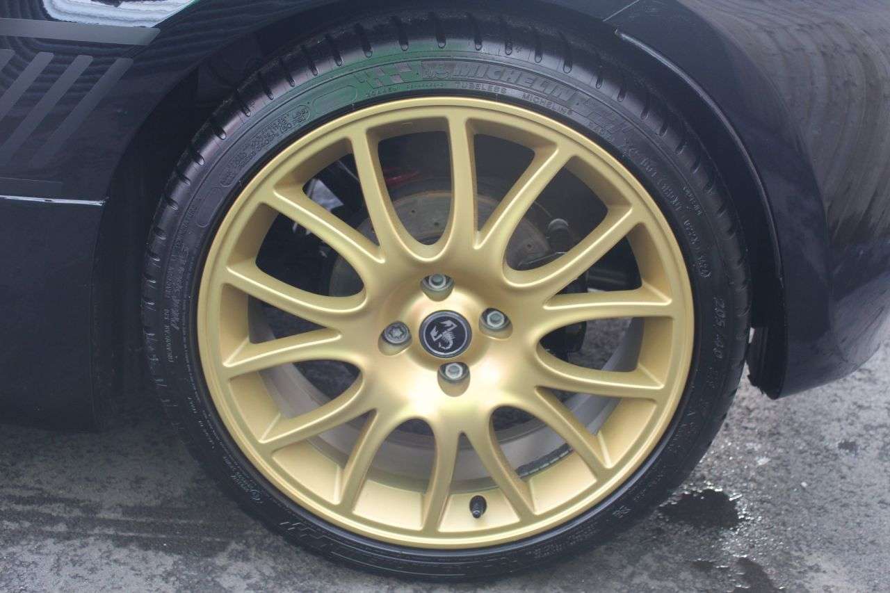 2024 ABARTH 695 2024 ABARTH 695