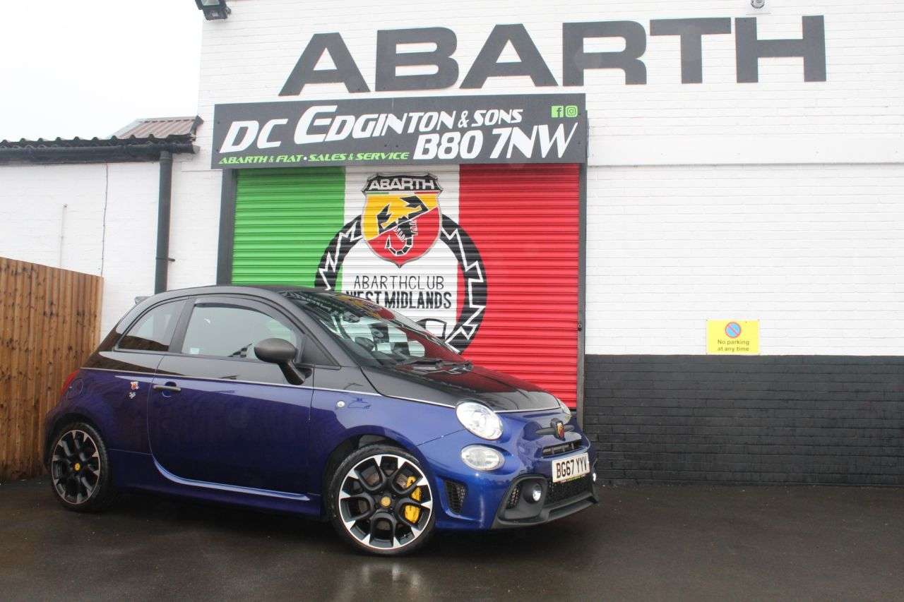 A 2017 ABARTH 595C 1.4 T-Jet Competizione Cabrio Bi Colour 2dr Petrol Manual Euro 6 (180 bhp) A 2017 ABARTH 595C 1.4 T-Jet Competizione Cabrio Bi Colour 2dr Petrol Manual Euro 6 (180 bhp)