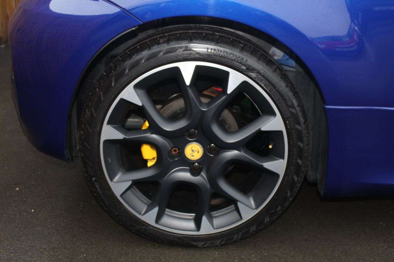 2017 ABARTH 595C 2017 ABARTH 595C