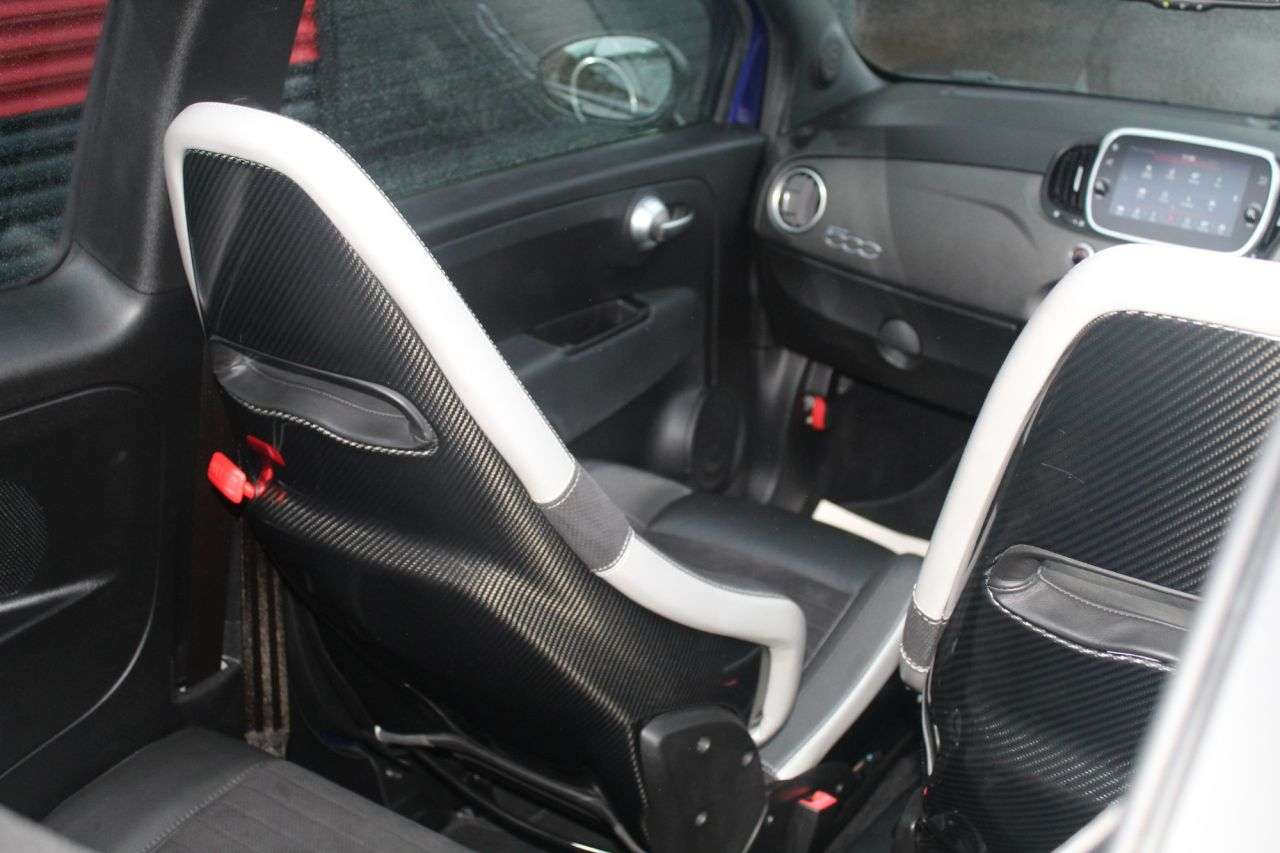 2017 ABARTH 595C 2017 ABARTH 595C