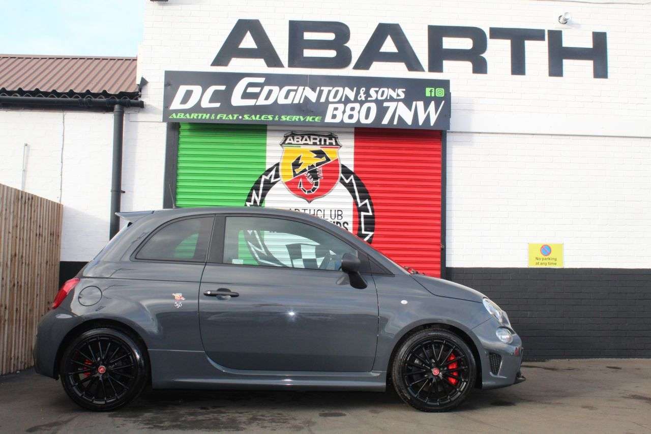 2022 ABARTH 595 2022 ABARTH 595