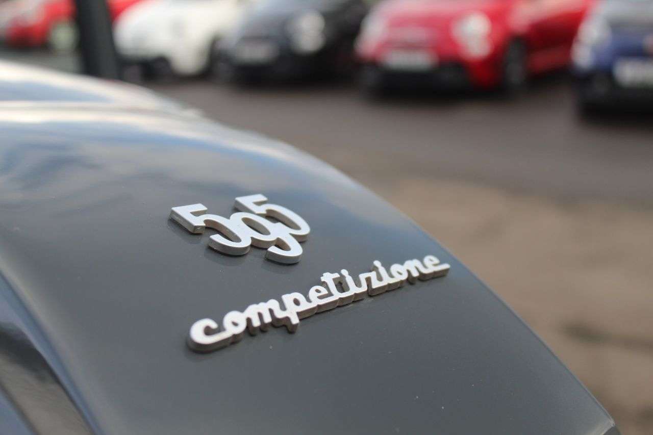 2022 ABARTH 595 2022 ABARTH 595