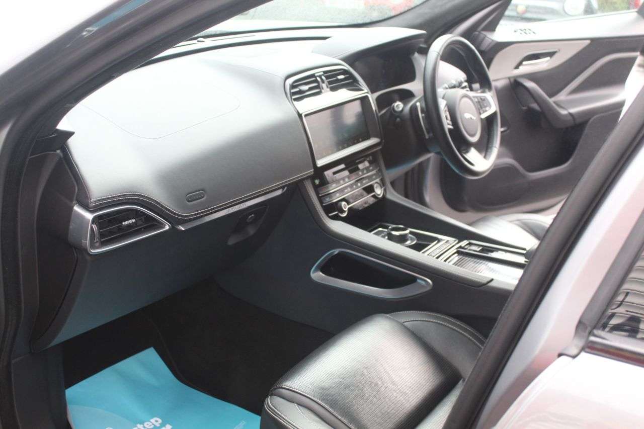 2020 JAGUAR F-PACE 2020 JAGUAR F-PACE