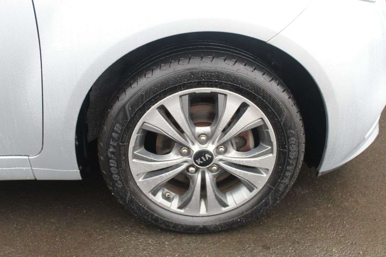 2017 KIA VENGA 2017 KIA VENGA