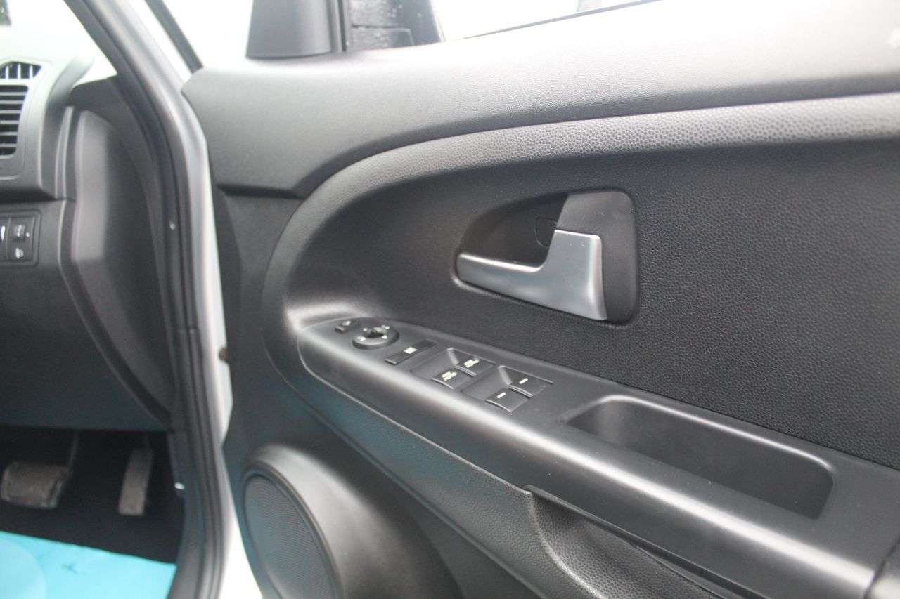 2017 KIA VENGA 2017 KIA VENGA