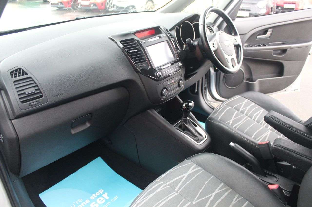 2017 KIA VENGA 2017 KIA VENGA