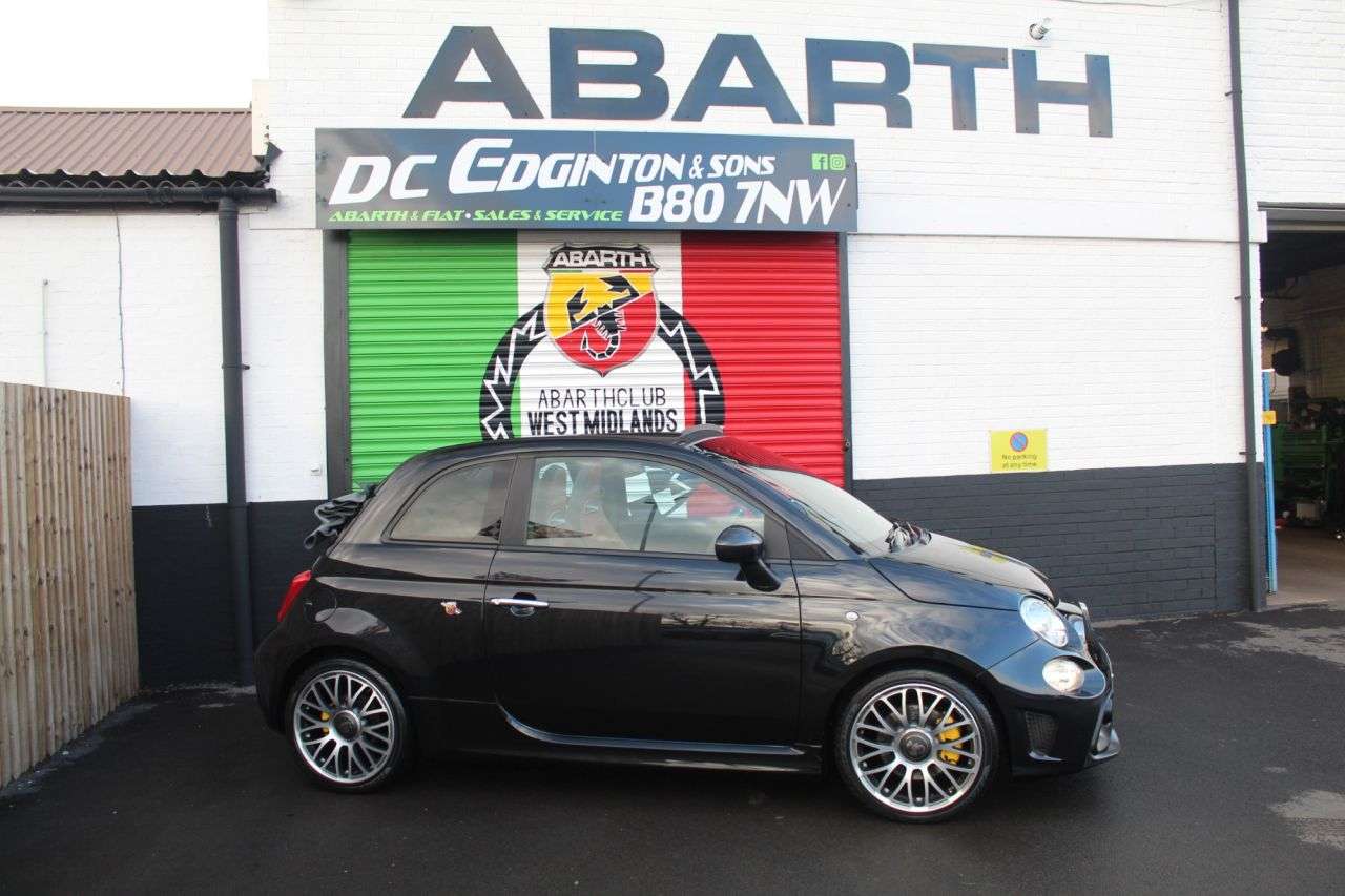 A 2022 ABARTH 595C 1.4 T-Jet Turismo Cabrio 2dr Petrol Manual Euro 6 (165 bhp) Natural Diamond A 2022 ABARTH 595C 1.4 T-Jet Turismo Cabrio 2dr Petrol Manual Euro 6 (165 bhp) Natural Diamond