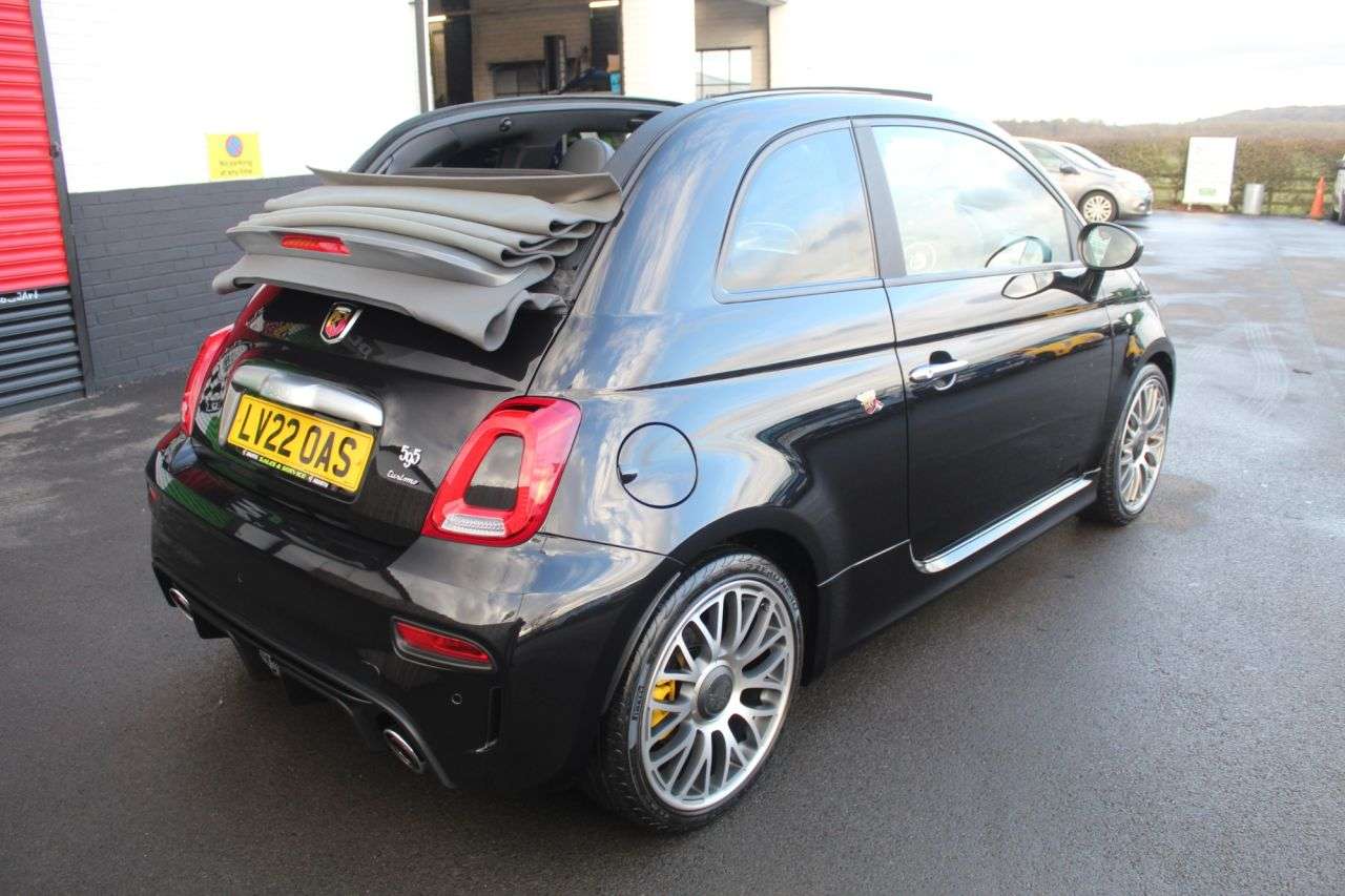 2022 ABARTH 595C 2022 ABARTH 595C