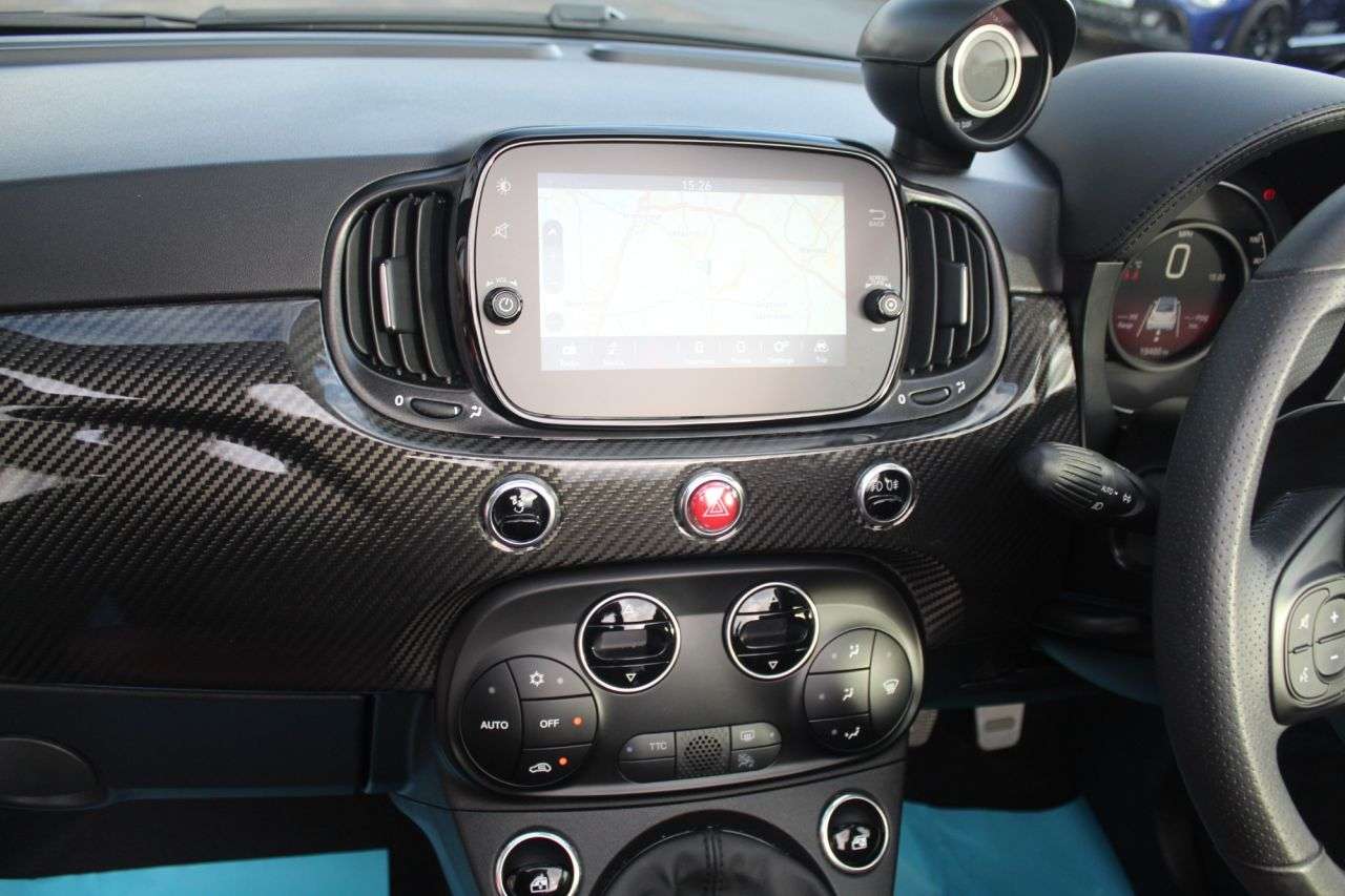 2022 ABARTH 595C 2022 ABARTH 595C