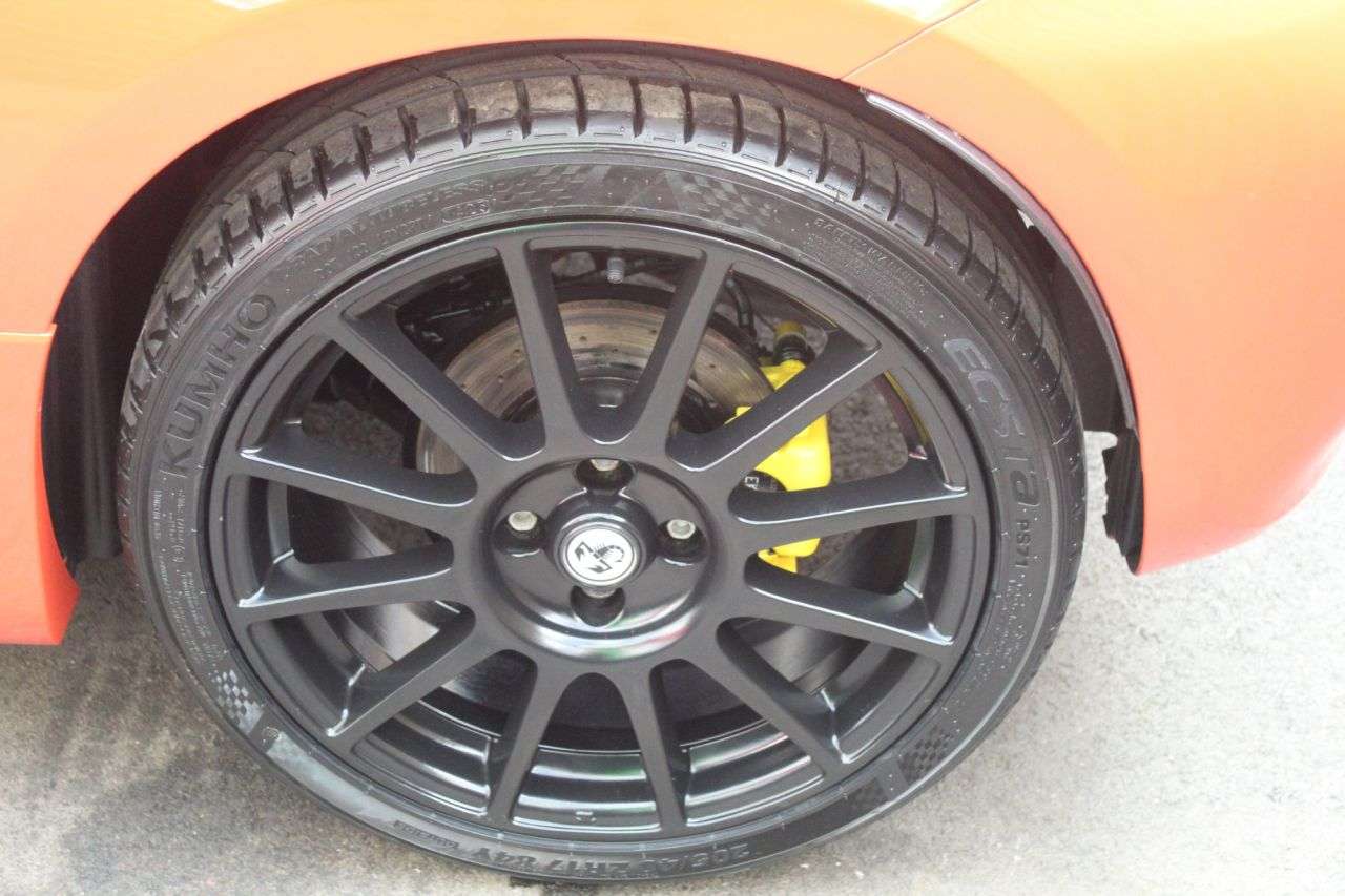 2023 ABARTH 695 2023 ABARTH 695