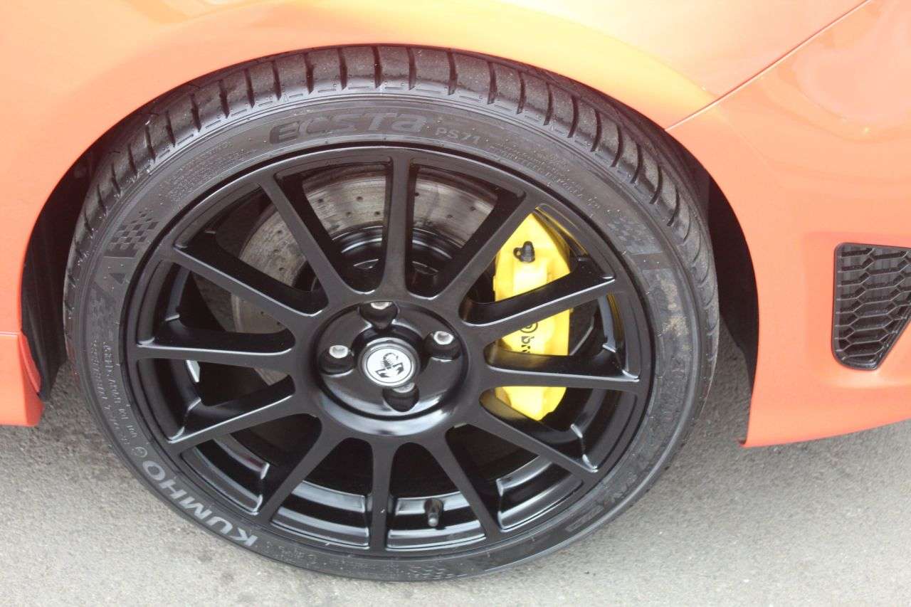 2023 ABARTH 695 2023 ABARTH 695