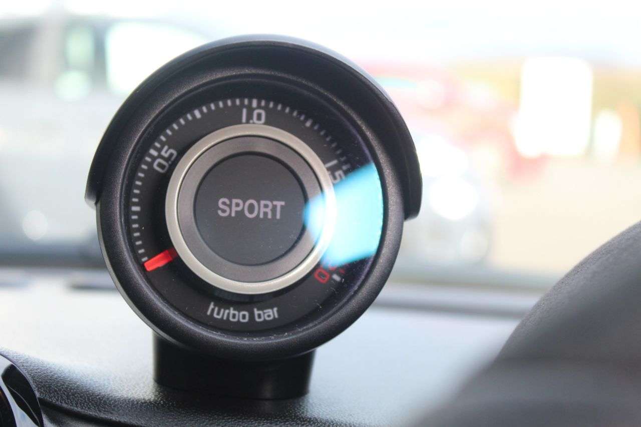 2023 ABARTH 695 2023 ABARTH 695