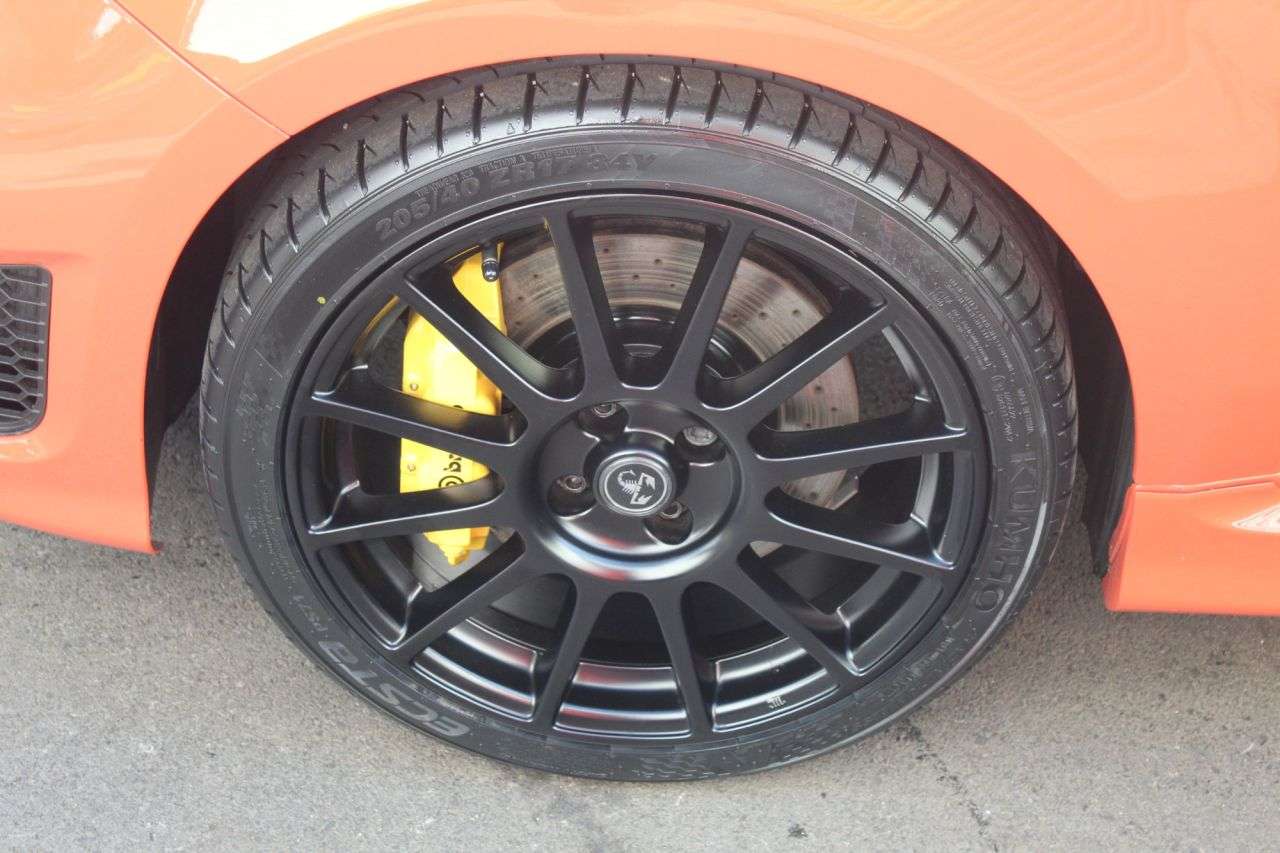 2023 ABARTH 695 2023 ABARTH 695