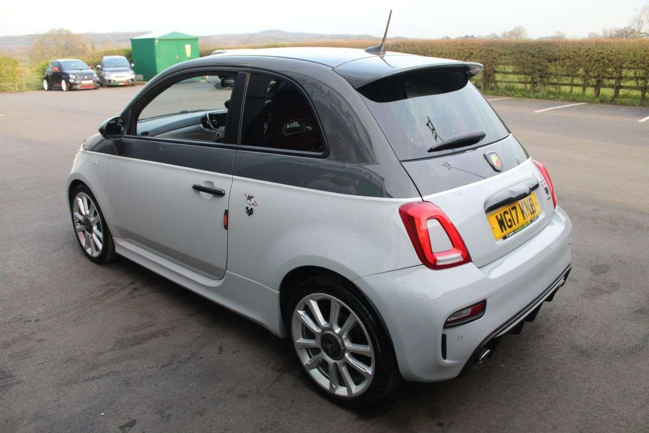 2017 ABARTH 595 2017 ABARTH 595