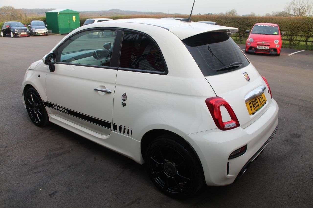 2019 ABARTH 595 2019 ABARTH 595
