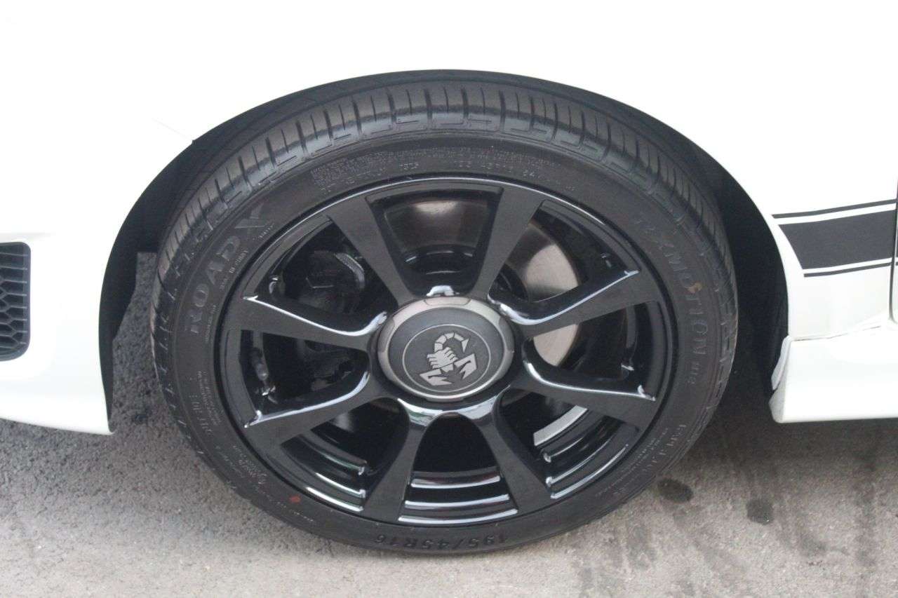 2019 ABARTH 595 2019 ABARTH 595