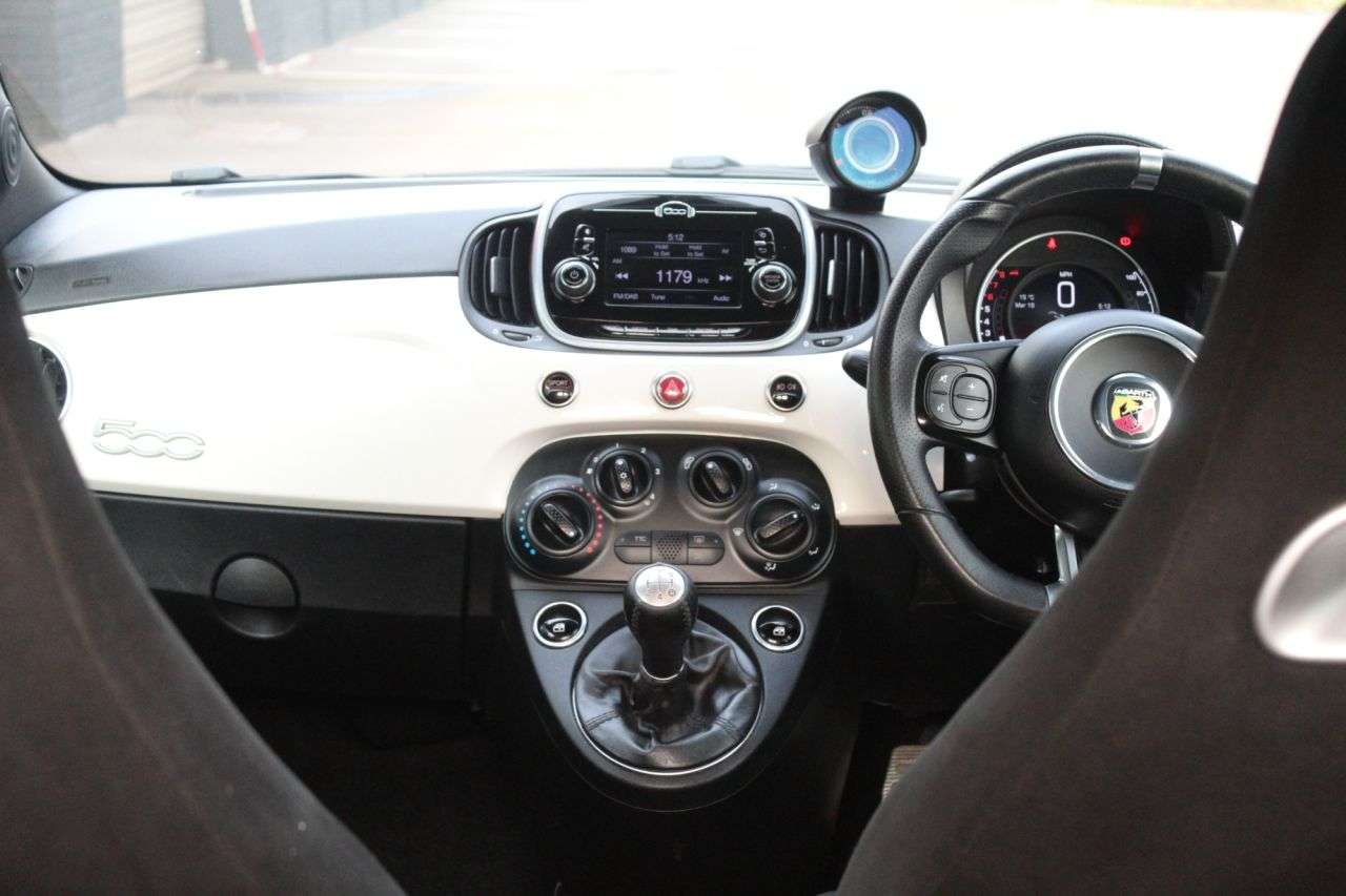 2019 ABARTH 595 2019 ABARTH 595