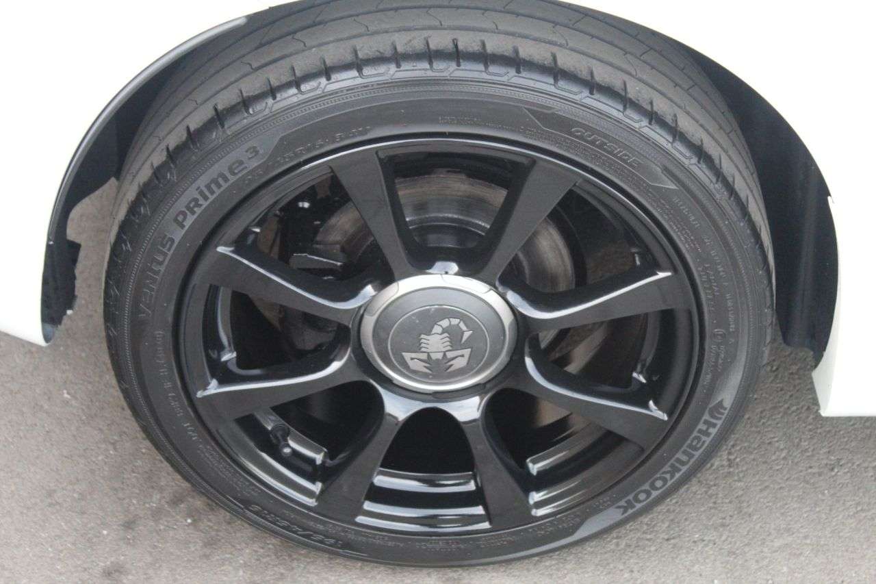 2019 ABARTH 595 2019 ABARTH 595