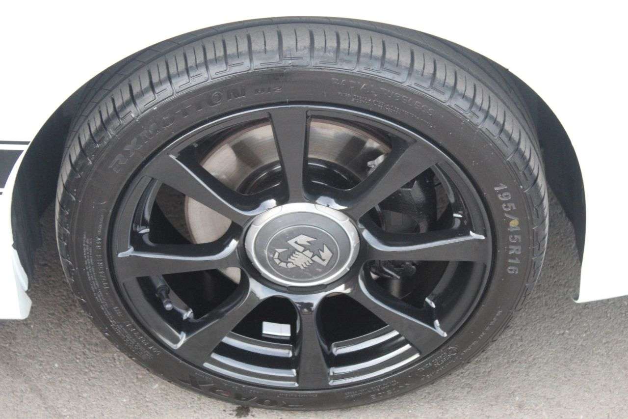 2019 ABARTH 595 2019 ABARTH 595