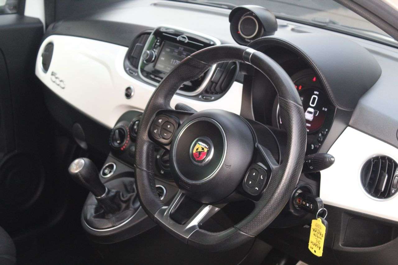 2019 ABARTH 595 2019 ABARTH 595