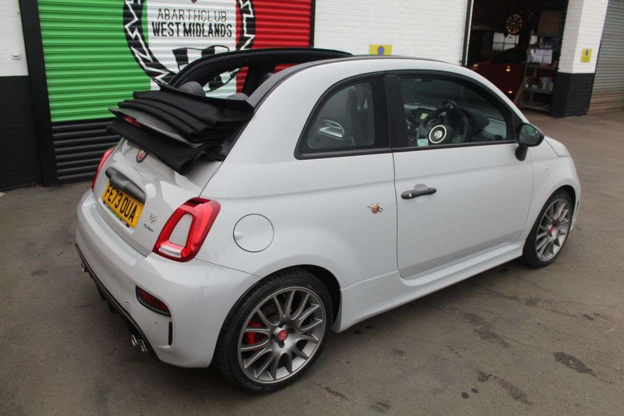 2023 ABARTH 695C 2023 ABARTH 695C