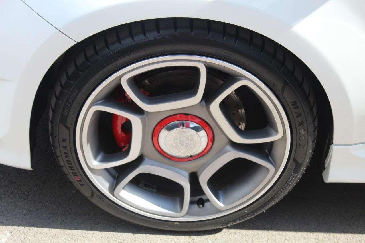 2015 ABARTH 595 2015 ABARTH 595