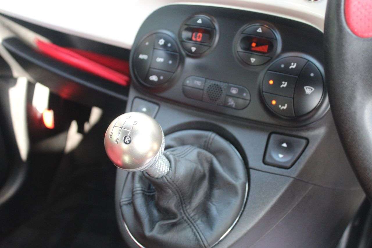 2015 ABARTH 595 2015 ABARTH 595