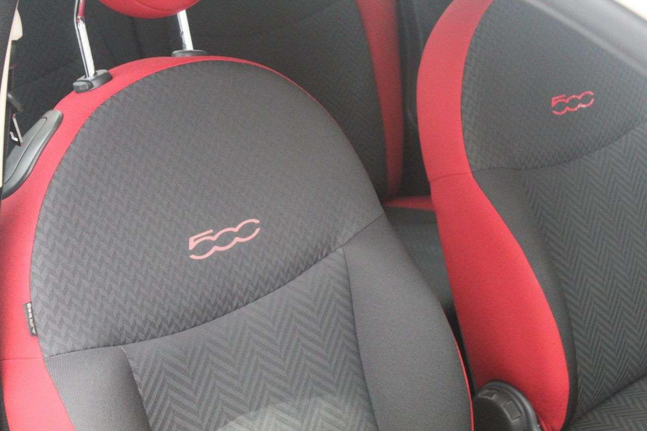 2017 FIAT 500 2017 FIAT 500