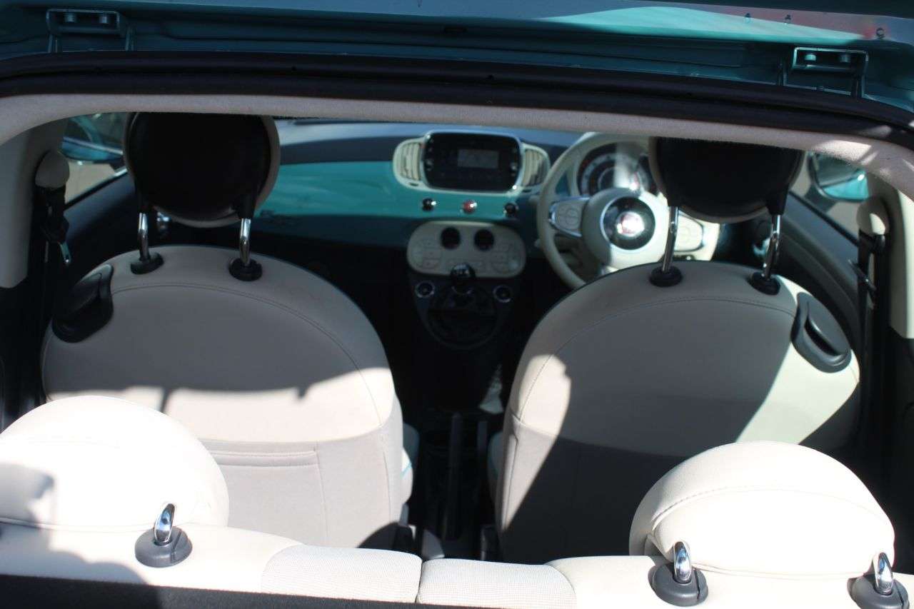 2017 FIAT 500 2017 FIAT 500