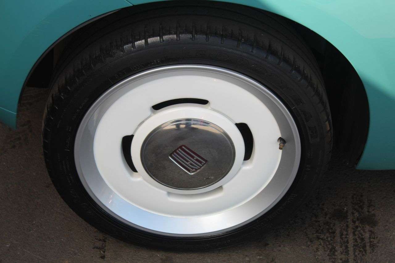 2017 FIAT 500 2017 FIAT 500