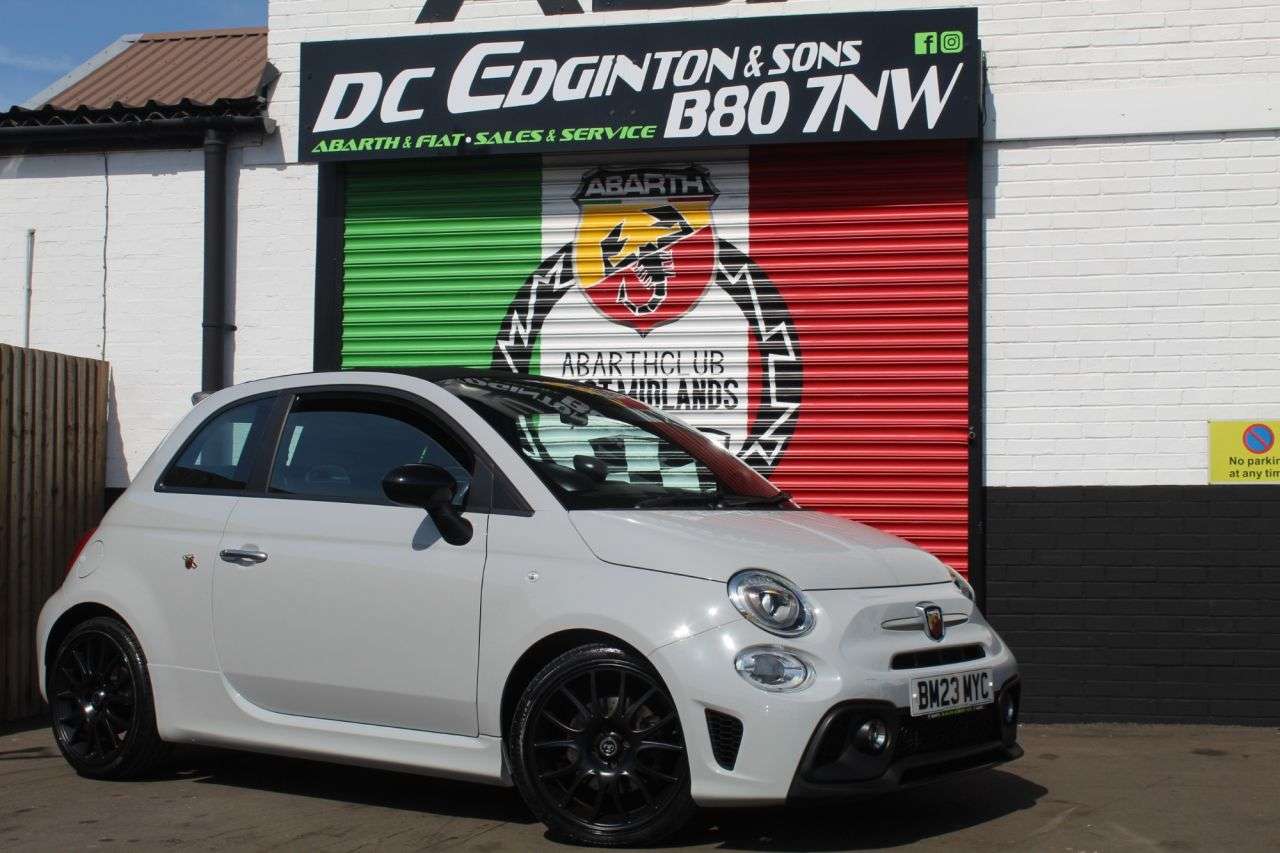 2023 ABARTH 595C 2023 ABARTH 595C
