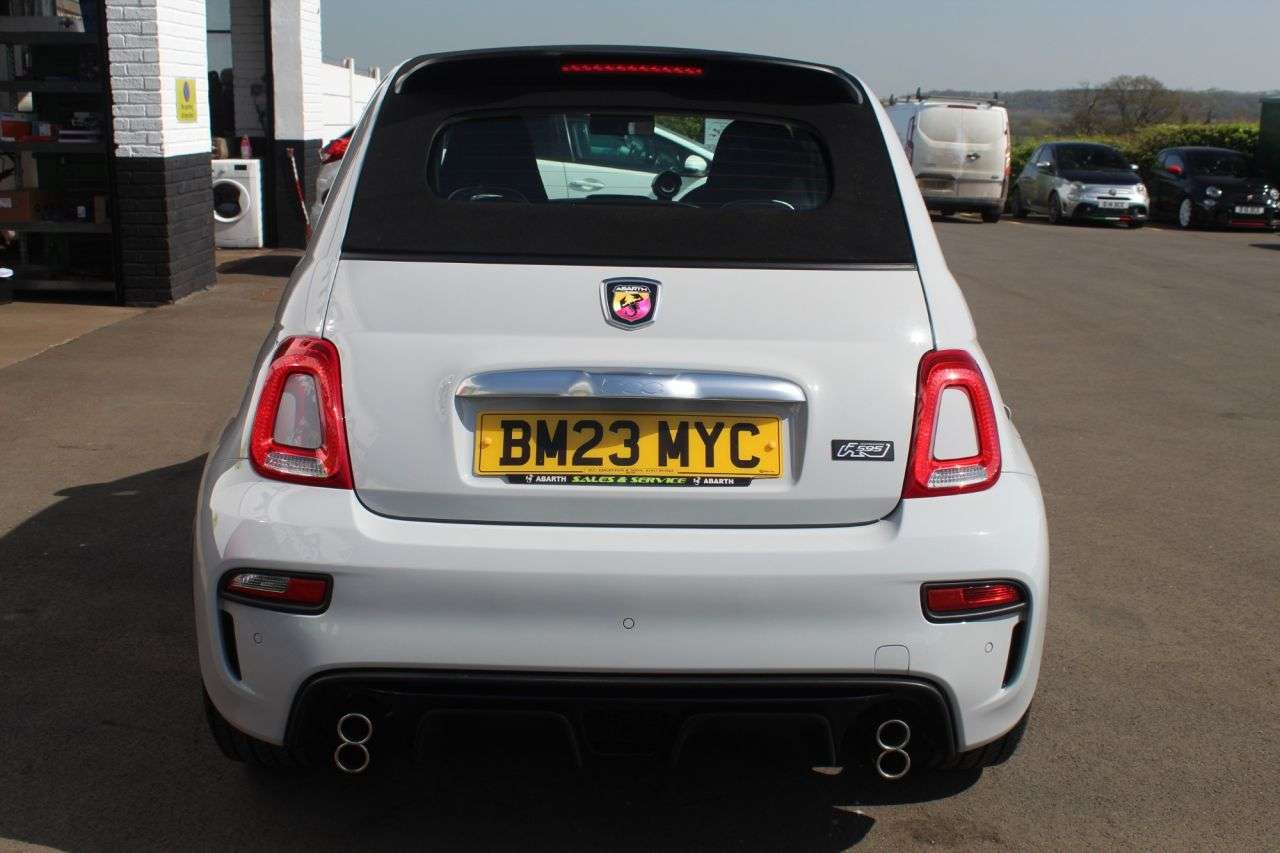 2023 ABARTH 595C 2023 ABARTH 595C