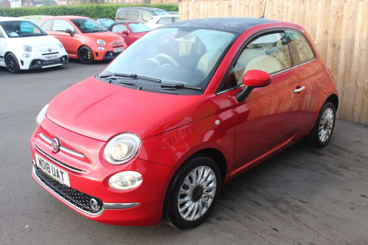 A 2018 FIAT 500 1.2 Lounge Hatchback 3dr Petrol Manual Euro 6 (s/s) (69 bhp) A 2018 FIAT 500 1.2 Lounge Hatchback 3dr Petrol Manual Euro 6 (s/s) (69 bhp)