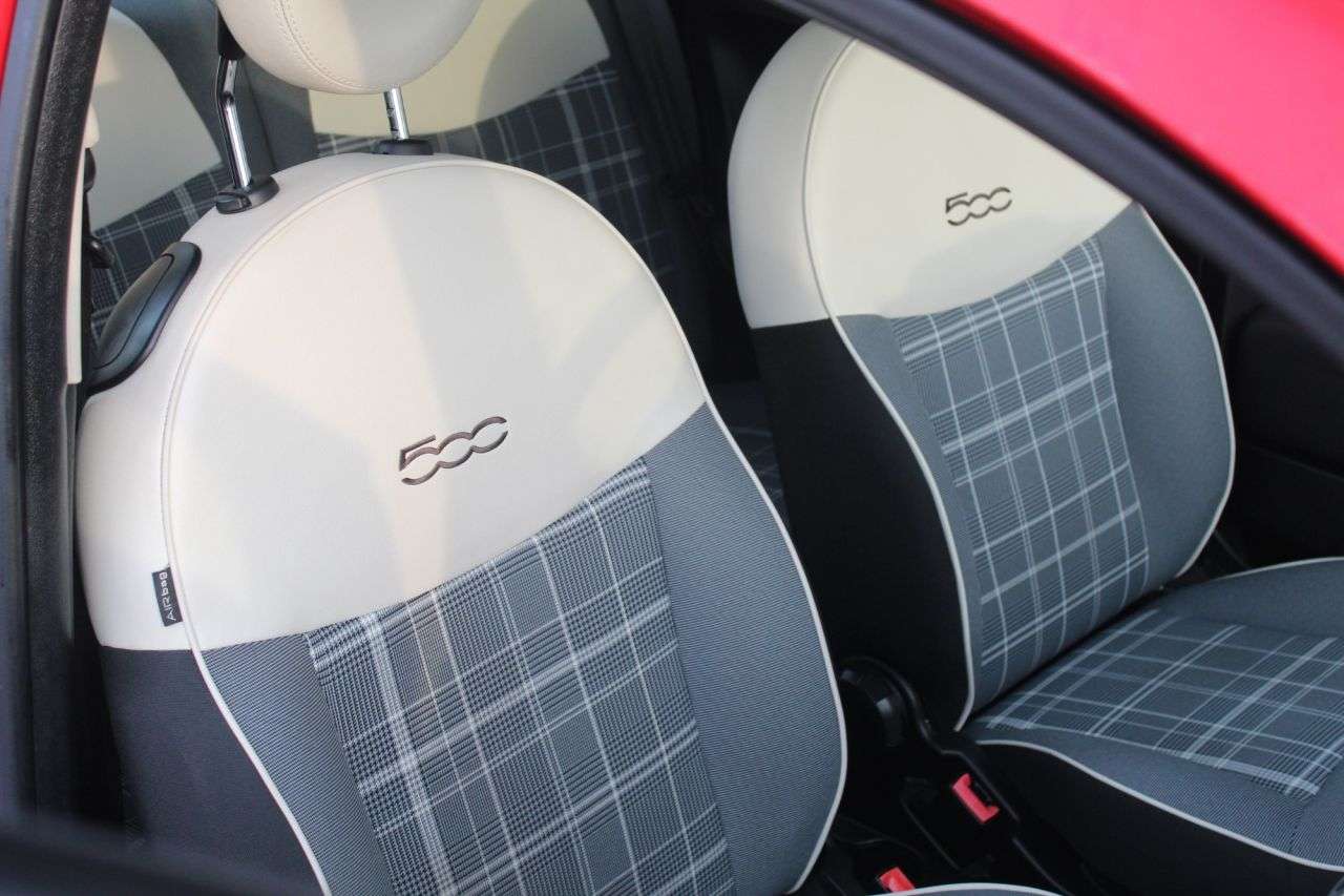 2018 FIAT 500 2018 FIAT 500