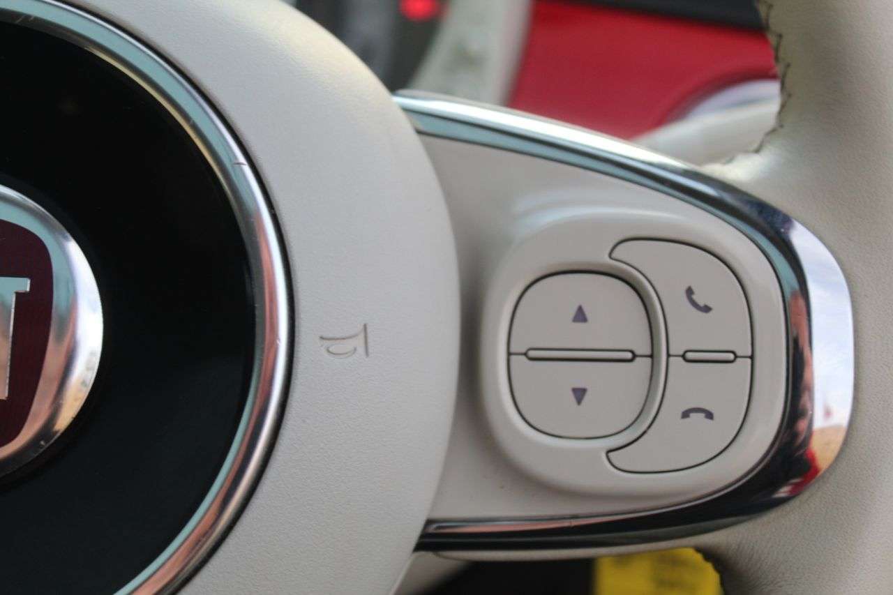 2018 FIAT 500 2018 FIAT 500