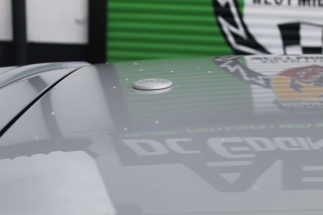 2022 ABARTH 695 2022 ABARTH 695