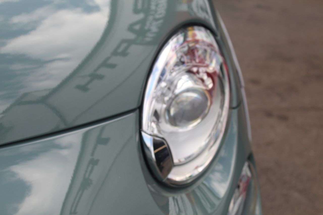 2021 ABARTH 695 2021 ABARTH 695