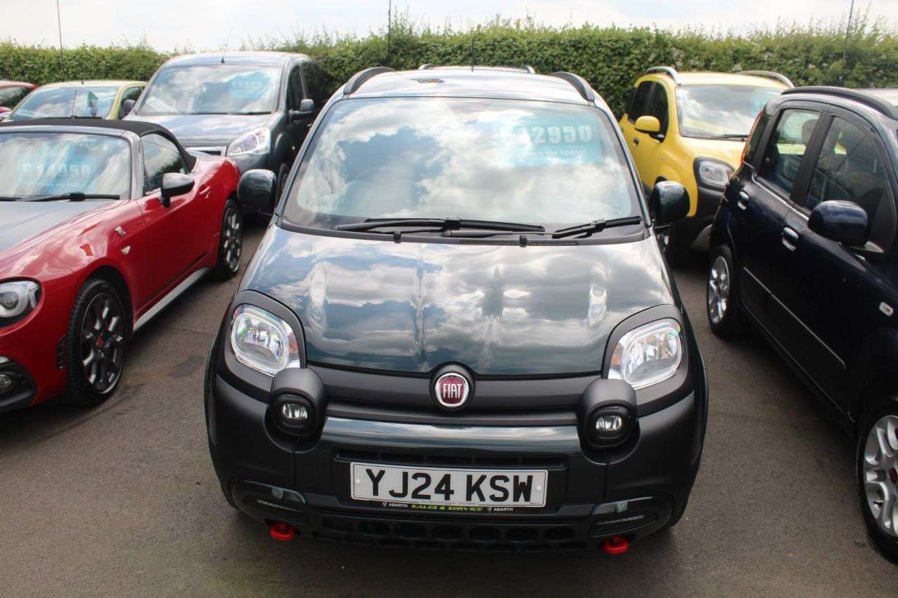 A 2024 FIAT PANDA 1.0 MHEV Hatchback 5dr Petrol Manual Euro 6 (s/s) (70 bhp) A 2024 FIAT PANDA 1.0 MHEV Hatchback 5dr Petrol Manual Euro 6 (s/s) (70 bhp)