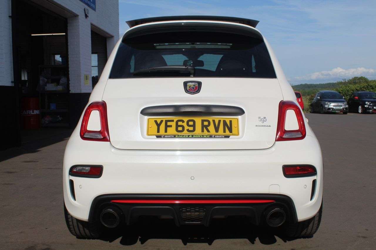 2020 ABARTH 595 2020 ABARTH 595