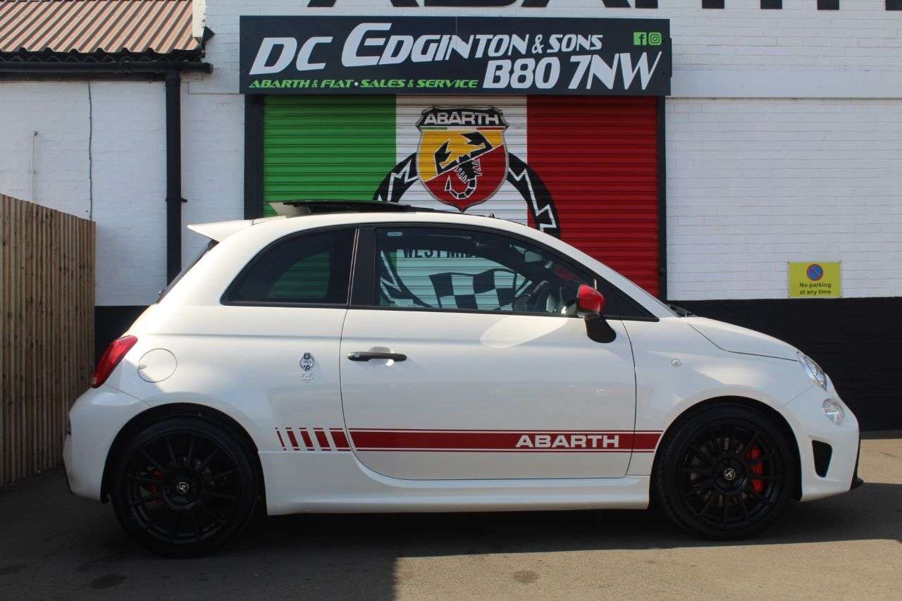 2020 ABARTH 595 2020 ABARTH 595