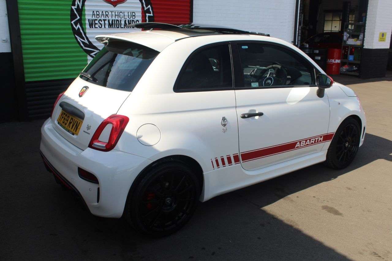 2020 ABARTH 595 2020 ABARTH 595