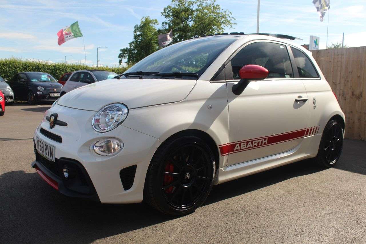 2020 ABARTH 595 2020 ABARTH 595