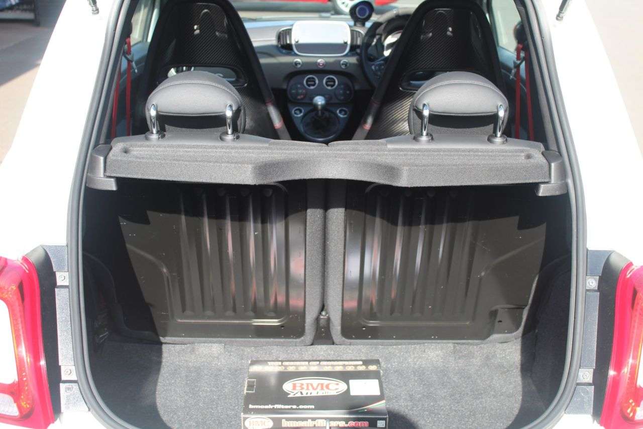 2020 ABARTH 595 2020 ABARTH 595