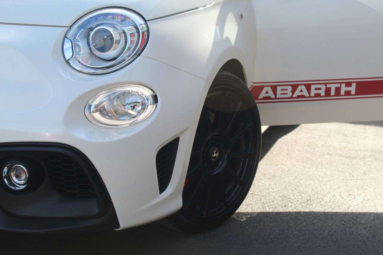2020 ABARTH 595 2020 ABARTH 595