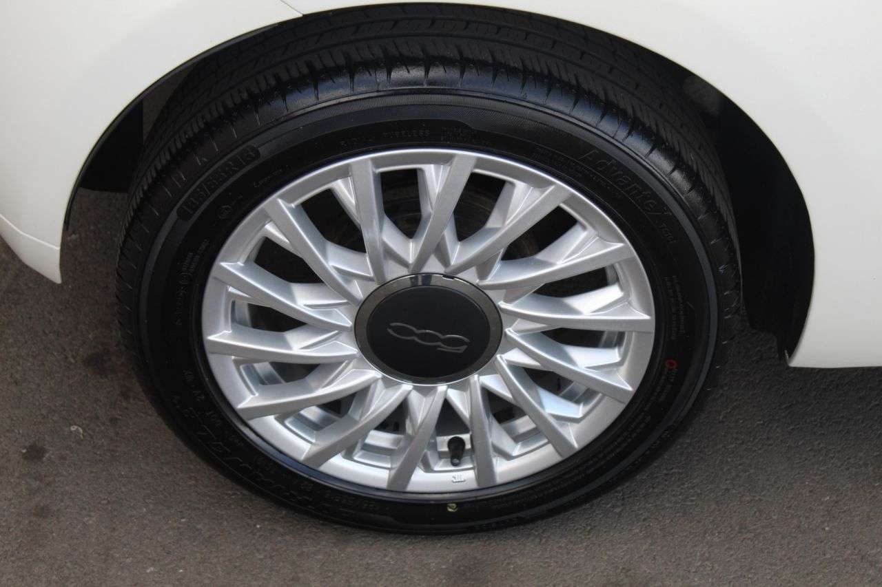 2018 FIAT 500 2018 FIAT 500
